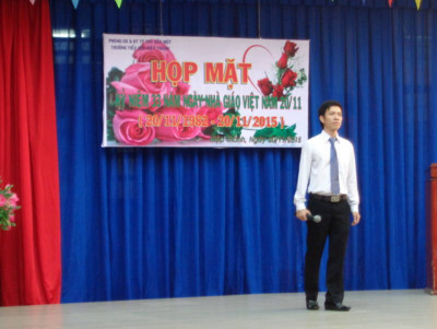 Họp mặt kỷ niệm 33 năm ngày nhà giáo Việt Nam 20-11