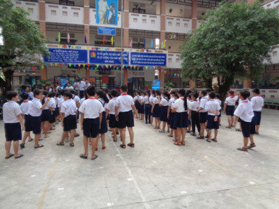 Hưởng ứng Giờ trái đất năm 2016 "Tiết kiệm năng lượng - ứng phó biến đổi khí hậu"