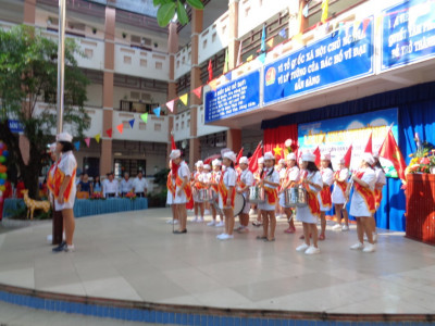 Tiểu học Hiệp Thành: rộn ràng ngày khai trường