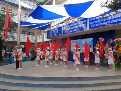 lễ khai giảng