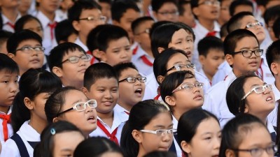 Dấu hiện nhận biết trẻ có vấn đề về thị lực