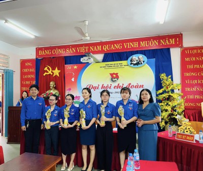 Trường tiểu học Hiệp Thành tổ chức thành công đại hội điểm cấp chi đoàn