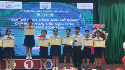 Lăng Việt Duy Anh cậu bé ham học hỏi