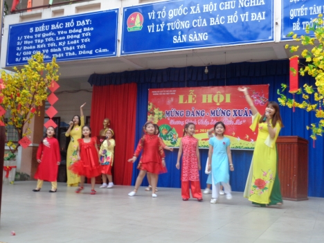 "Thắp Sáng Ước Mơ" mừng xuân Kỷ Hợi