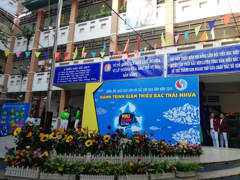 Trường tiểu học Hiệp Thành: hưởng ứng làm cho thế giới sạch hơn năm 2019