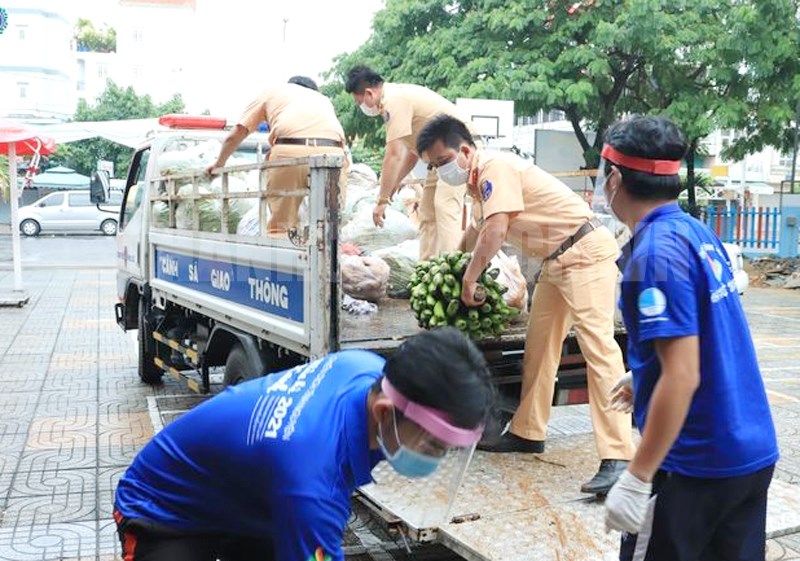 Tiểu học Hiệp Thành hưởng ứng cuộc thi viết bài cảm nhận về công tác phòng, chống dịch bệnh COVID-19 trên địa bàn thành phố Thủ Dầu Một.