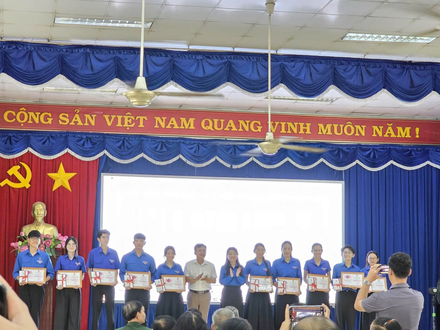 Chi đoàn Trường Tiểu học Hiệp Thành vinh dự được tuyên dương tại hội nghị sơ kế công tác Đoàn và phong trào thanh thiếu nhi 6 tháng đầu năm 2026.